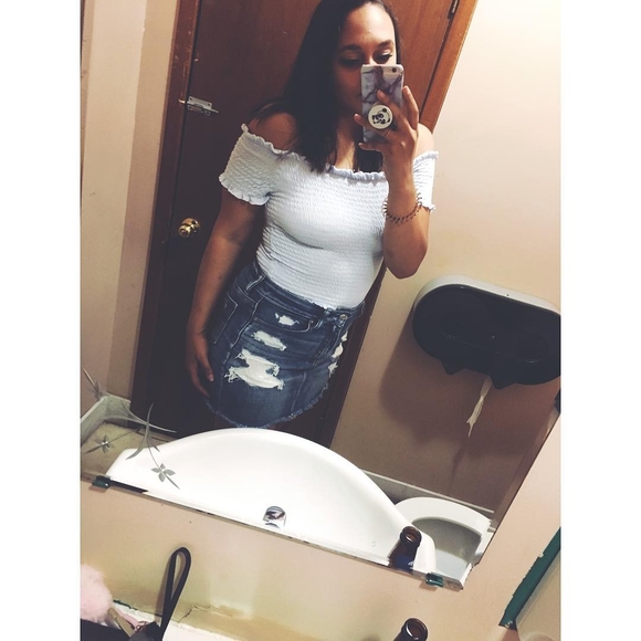 Meet your Posher, Amanda - Picture 1 of 1